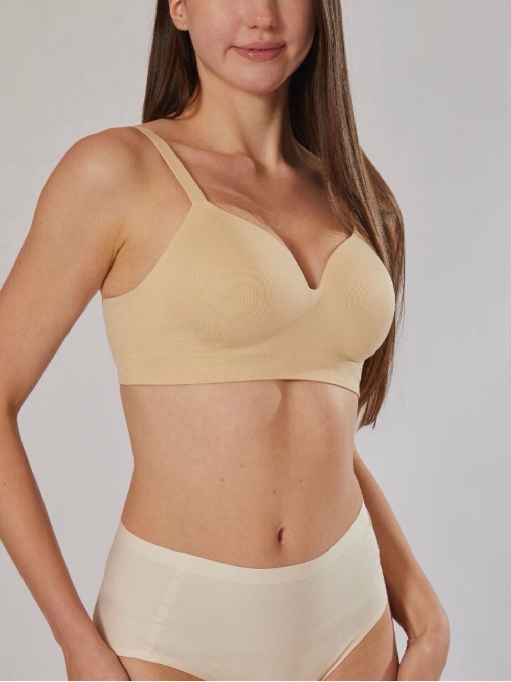 NWT Body & Bra Supportive Comfort Bra in Beige
